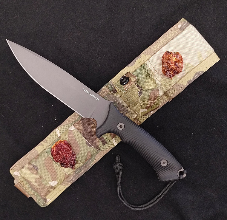 Spartan Blades Difensa MagnaCut All Black Multicamo Sheath