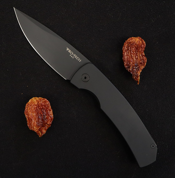 Pro-Tech Magic 2 Whiskers Handle All Black