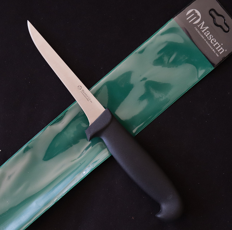 Maserin Vykosťovací nůž s polymerovou rukojetí 13cm čepel